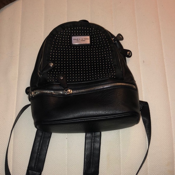 backpack - Picture 1 of 4